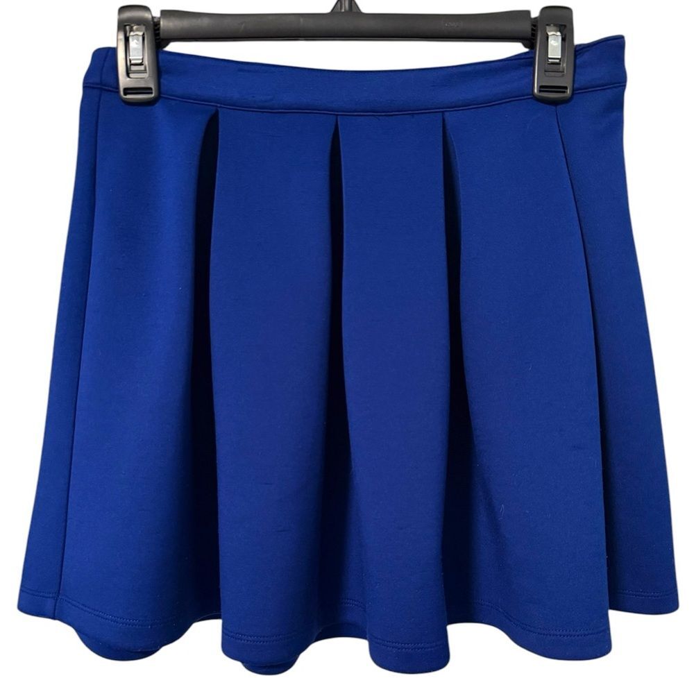 Forever 21 Pleated Mini Skirt Contemporary Side Zipper Royal Blue Size Medium